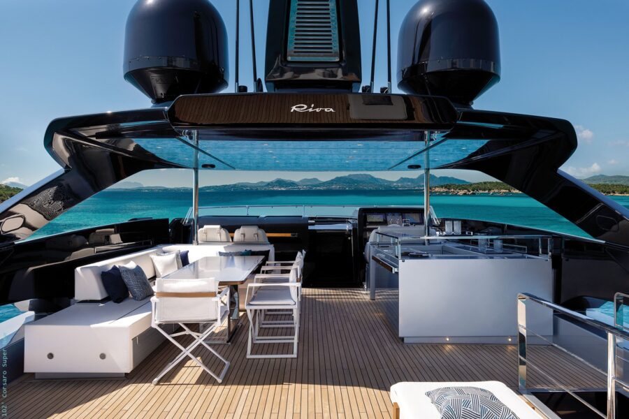 Riva 102′ Corsaro Super 1