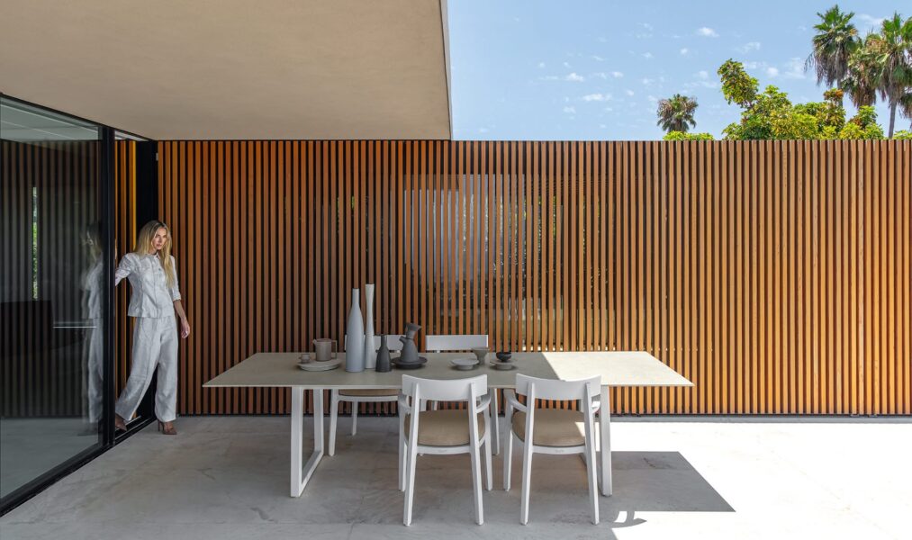Ever//Alu Table à manger H65 4