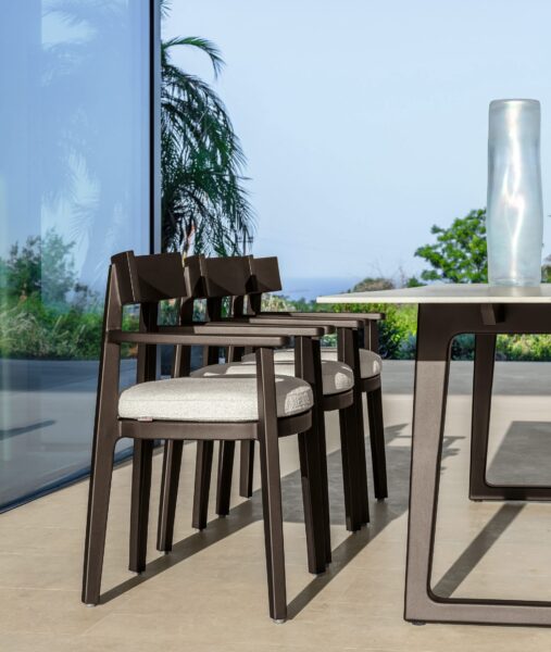 Ever//Alu Table à manger H65 2