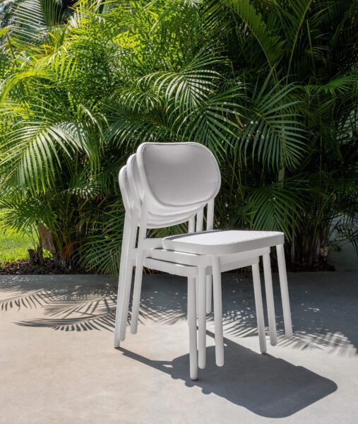 Meg Tabouret 3